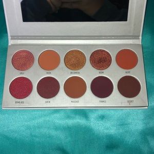Morphe Jaclyn Hill eyeshadow pallet